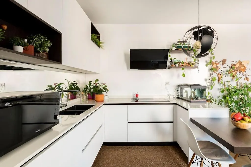 Mowgli House - Milano Luxury Apartment Private Room 0*,